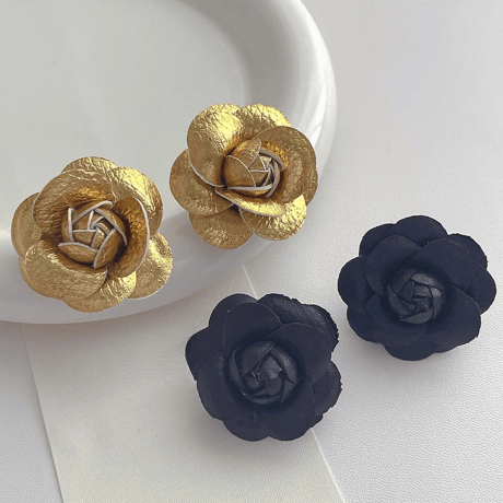 Camellia Leather Pierce/2color