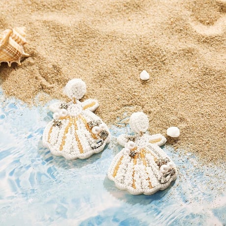Shell Bijou Beads Pierce
