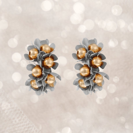 Mini Metal Flower Pierce