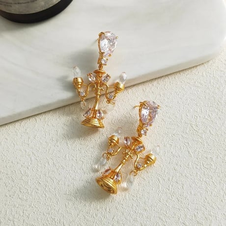 Baroque Candlestick Pierce