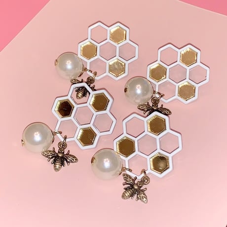 Honeycomb Pierce