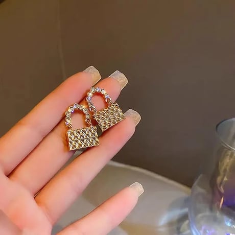 Quilting Crystal Bag Pierce