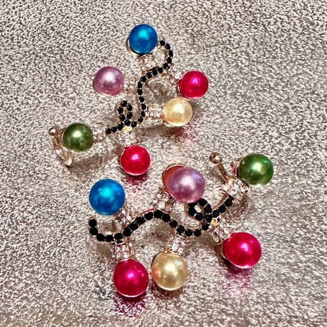 Christmas Ornament Earcuff Pierce