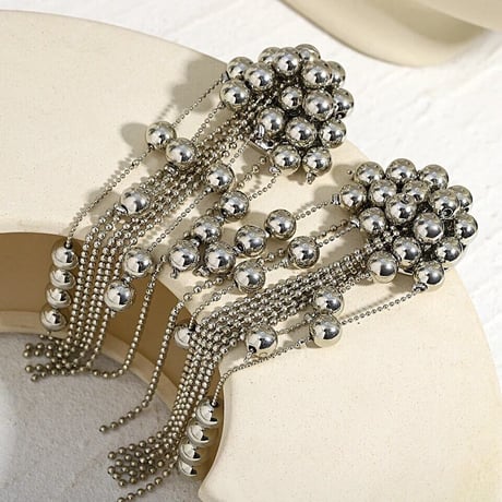 Metal Ball Fringe Pierce