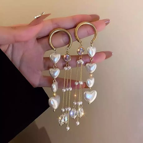 Pearl Heart Asymmetry Pierce