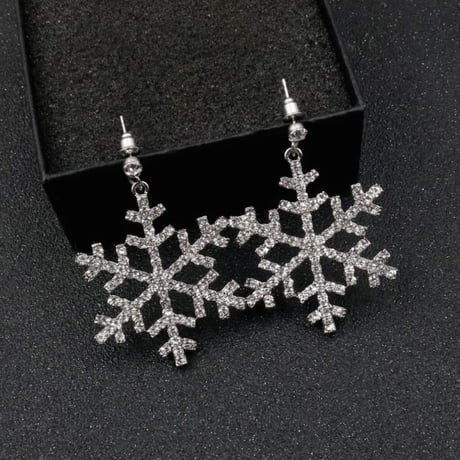 Snowflake Pierce