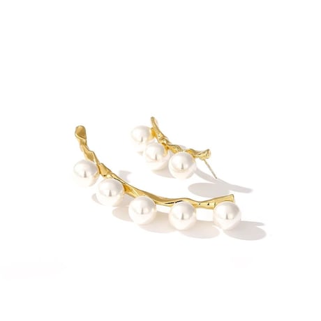 Asymmetry Pearl Pierce