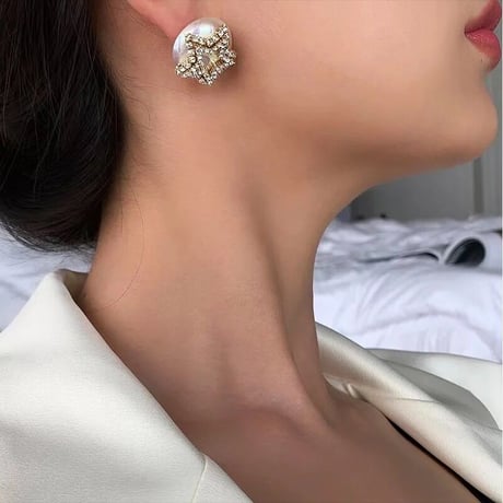 Pearl Button Star Pierce