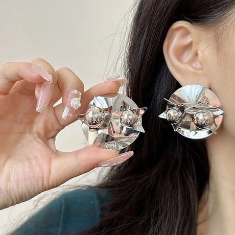 Metal Double Star&Ball Pierce