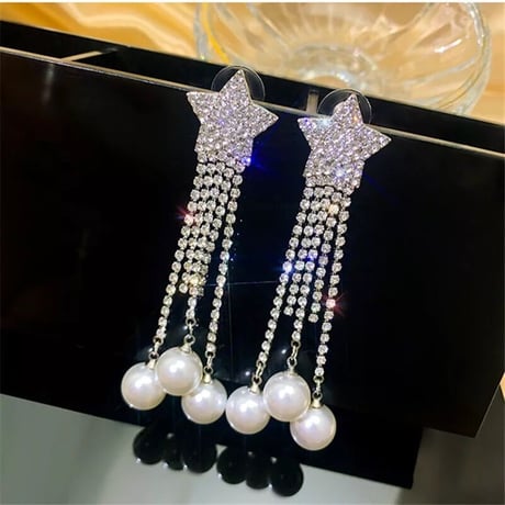 Star Fringe Pearl Pierce