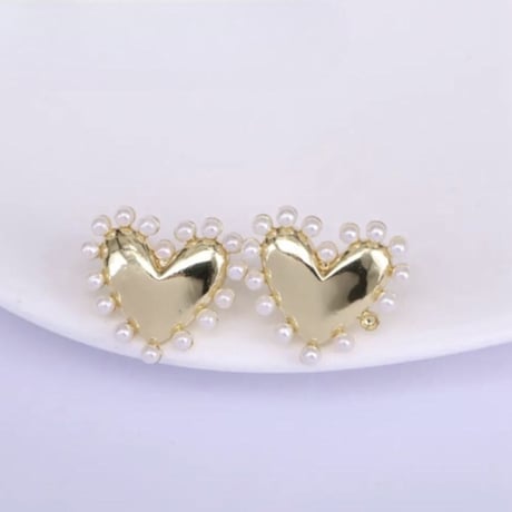 Metal Heart Pearl Pierce