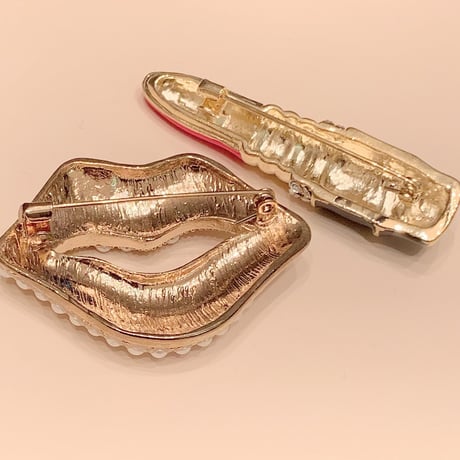 Lip&Lip Stick Brooch