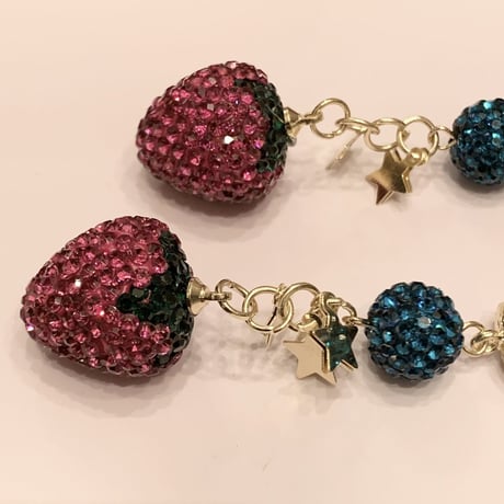 Strawberry Decorative Pierce