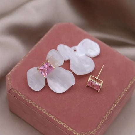 2way Flower Petal Cubic Pierce/2color