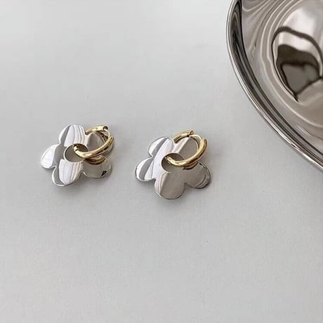 Metal Flower Pierce