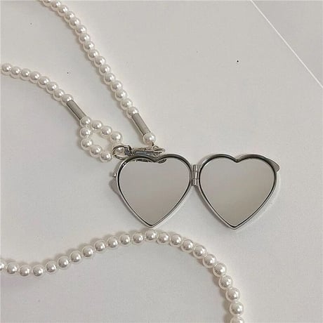 Heart Mirror Pearl Necklace