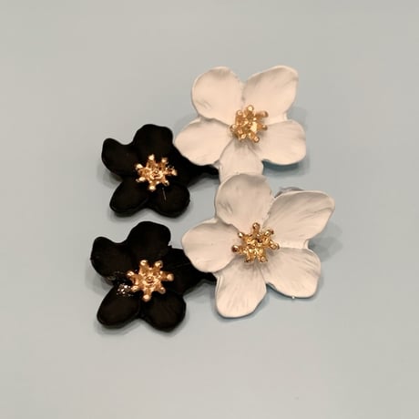 Cherry Blossoms Pierce/3color