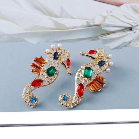 Seahorse Bijou Pierce