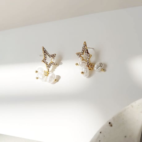 Star Pearl Drop Pierce