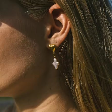 Heart Cross Pearl Pierce