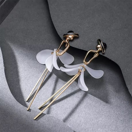 Lady Hat Pierce