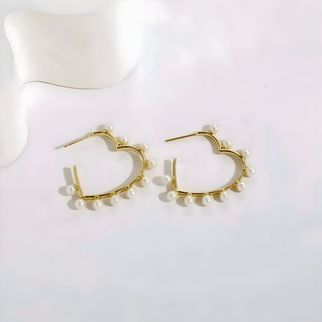 Heart Surround Pearl Pierce