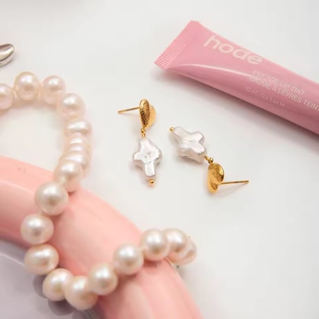 Heart Cross Pearl Pierce