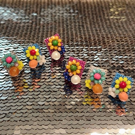 Colorful Flower Square Pierce/3color