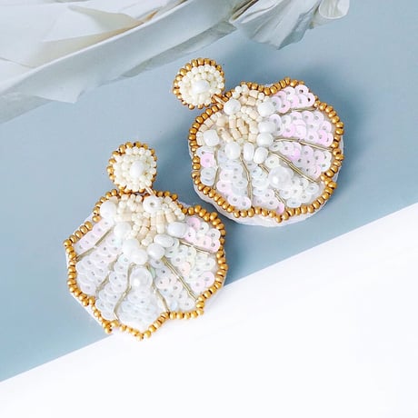 Beads Shell Pierce