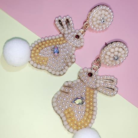 Rabbit  Ponpon Beads Pierce/2color