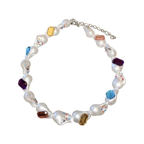 Decorative Baroque Pearl Necklace