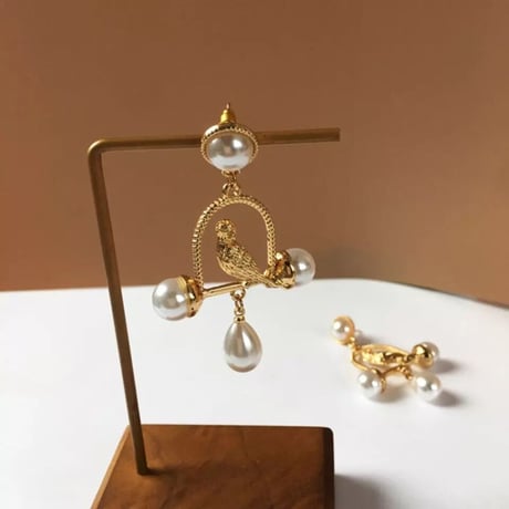 Bird Cage Pearl Pierce