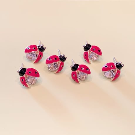 Tiny Ladybug Pierce