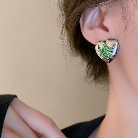 Star In Heart Pierce