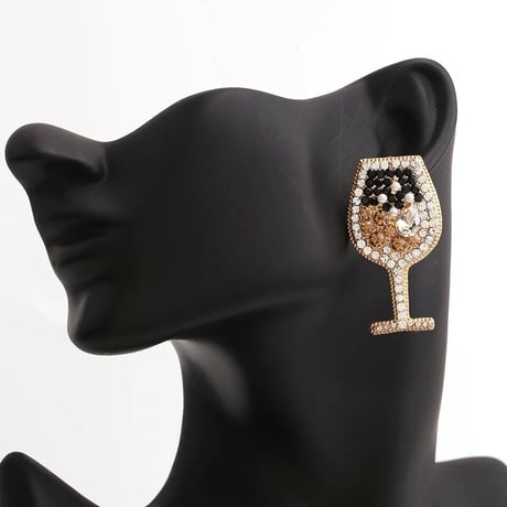 Wine Grass Pierce