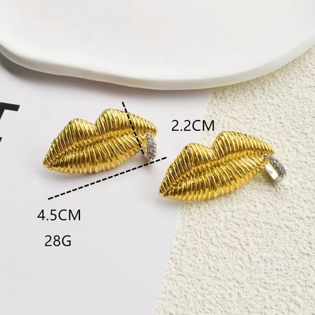 Golden Lip Pierce