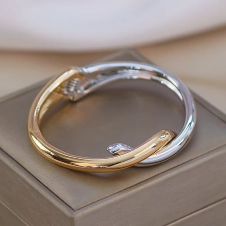 Metal Bicolor Cross Bangle