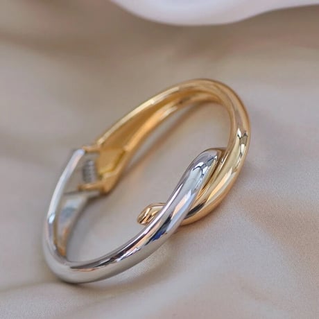 Metal Bicolor Cross Bangle