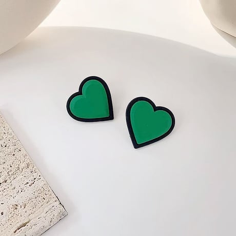 Mat Heart Pierce
