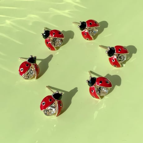 Tiny Ladybug Pierce