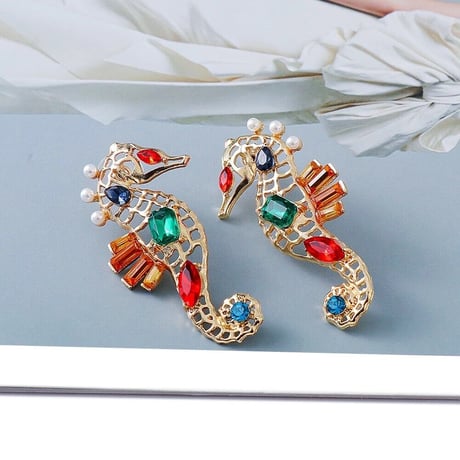 Seahorse Bijou Pierce