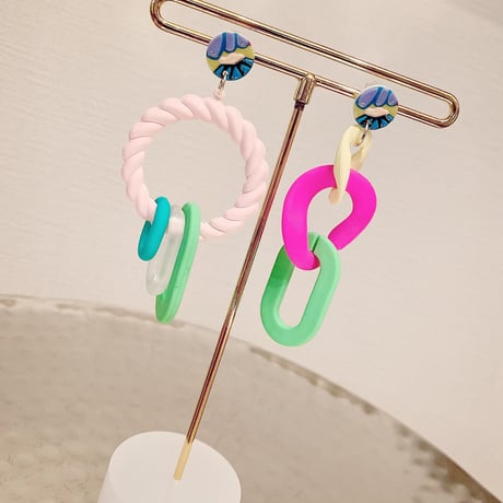 Asymmetry Pastel Pierce
