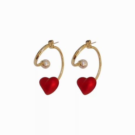 Elegant Back Heart Pierce