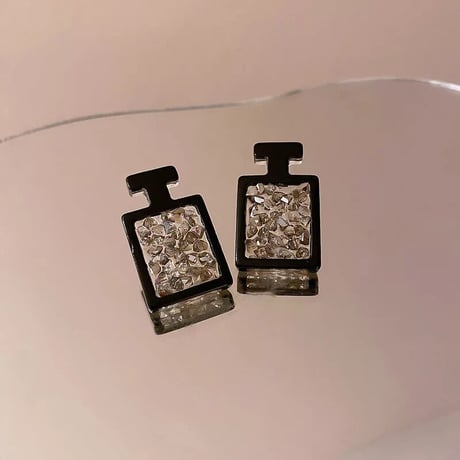 Perfume Bottle Pierce