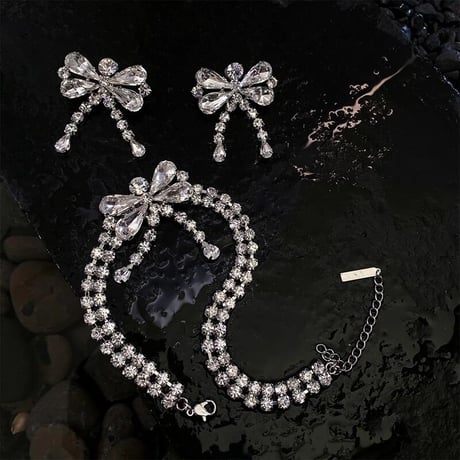 Crystal Ribbon Necklace