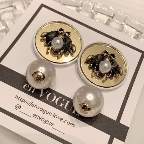 Bee Pearl Drop Pierce