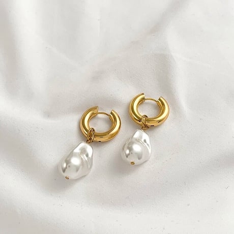 Baroque Pearl Hoop Pierce