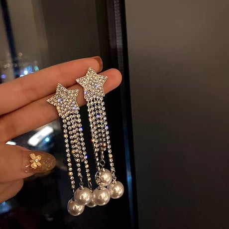 Star Fringe Pearl Pierce