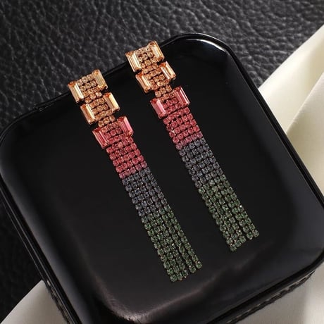 Square Gradation Pierce