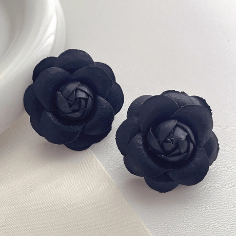 Camellia Leather Pierce/2color